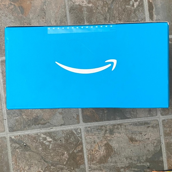 Echo Show 8 - Picture 3 of 7